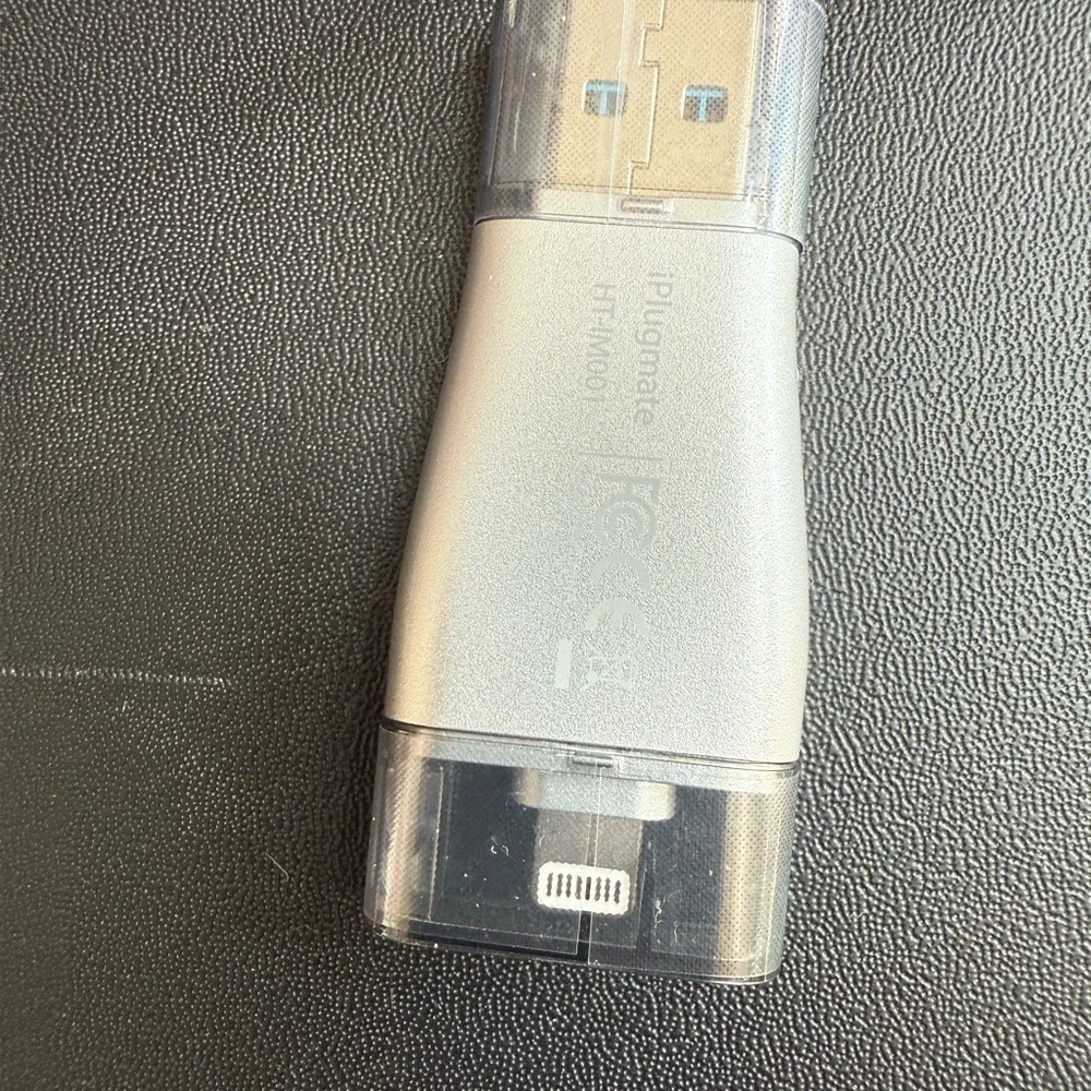 HooToo iPhone Silver USB Adapter for iPhone and iPad